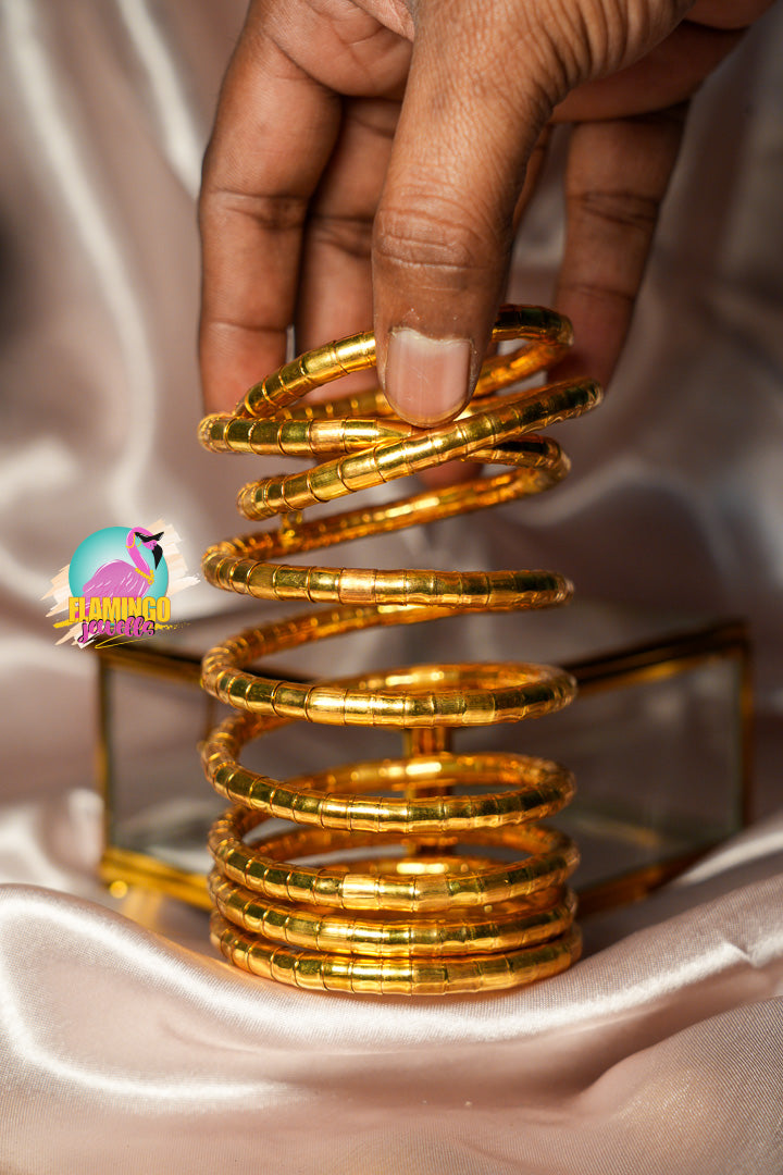 Rahi Golden Spiral Bangle