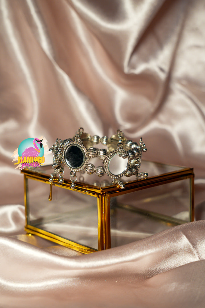 Chandrika Handcuff