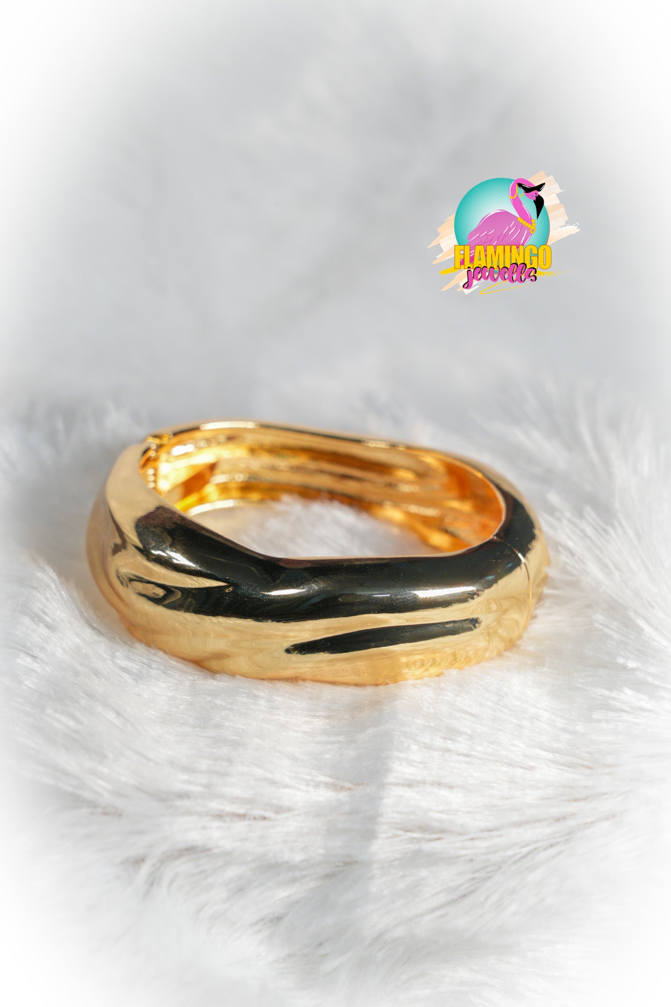 Curvy Bracelet