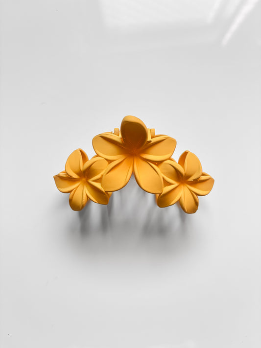 Triple Flower Hair Claw (Matte)