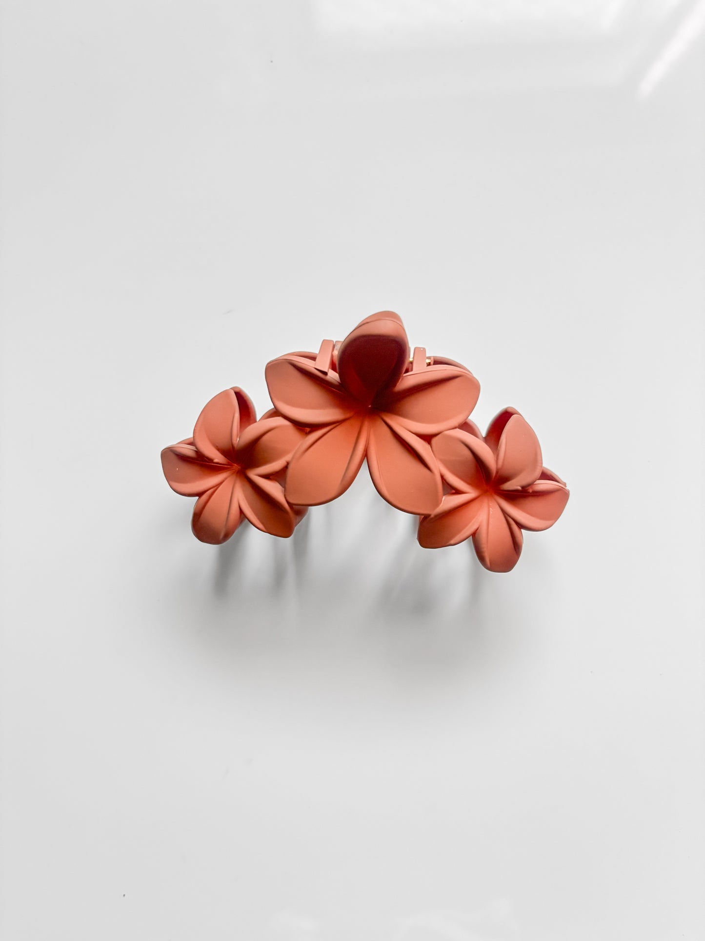 Triple Flower Hair Claw (Matte)