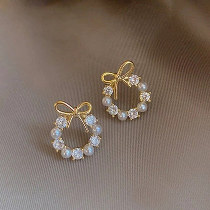 Pearl Wreath Korean Stud