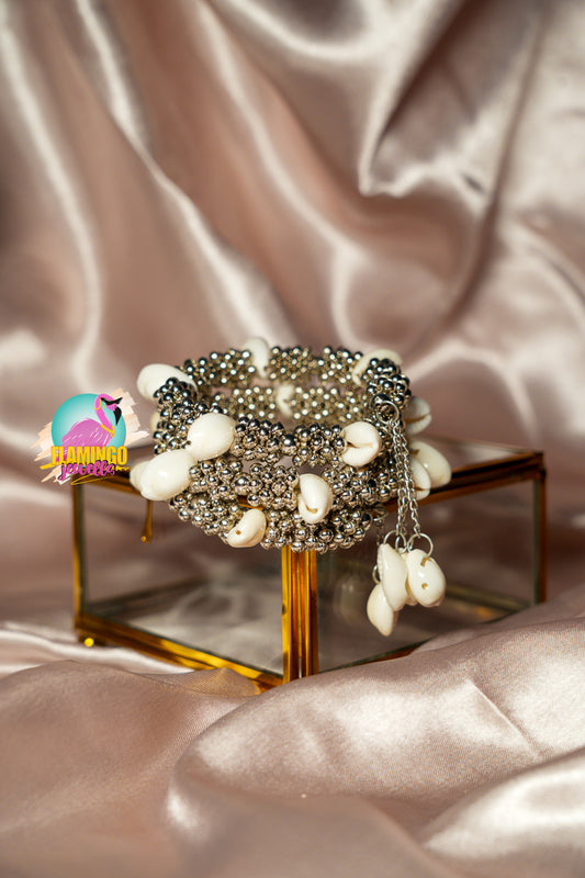 Ruhani Spiral Bangle
