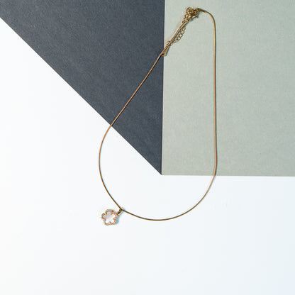 Classic Pearl Clover Pendant