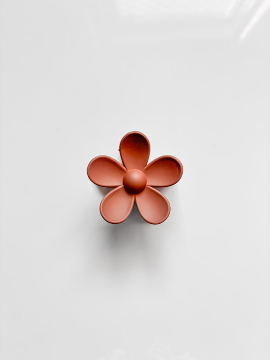 Floral Claw Matte (Medium)