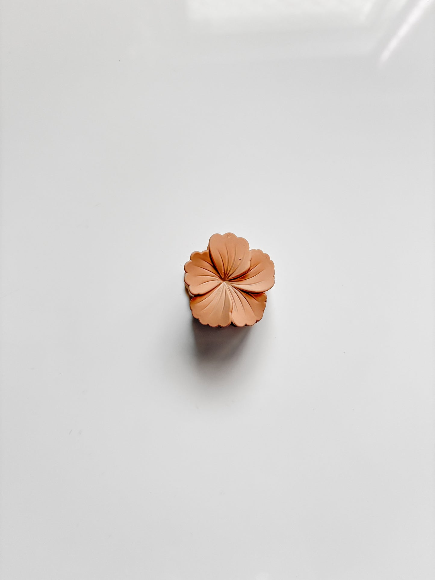 Hibiscus Claw Matte (Small)